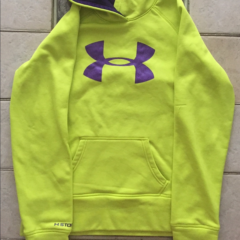 Girls Under Armour hoodie